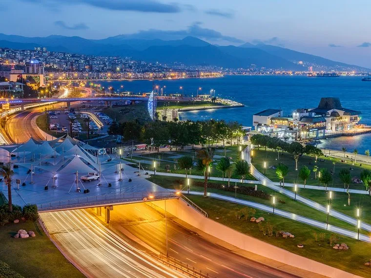 Kordon, İzmir