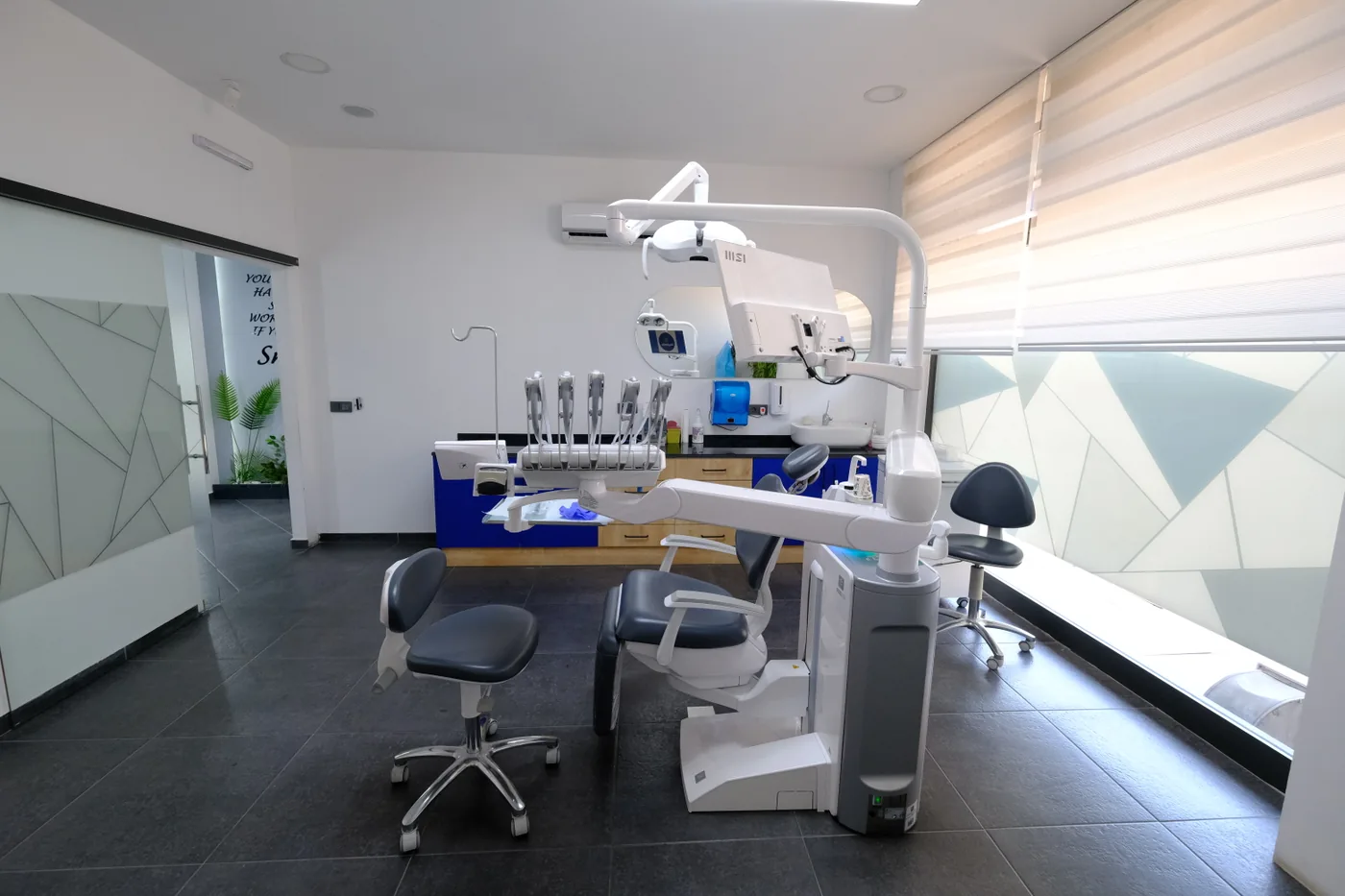 Empfang der Key Smile Klinik in Bornova, İzmir 5