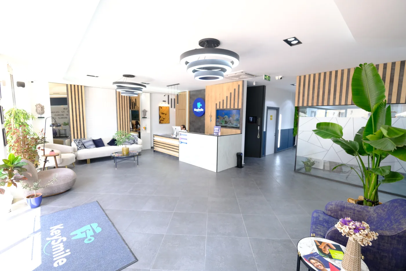 Empfang der Key Smile Klinik in Bornova, İzmir 11