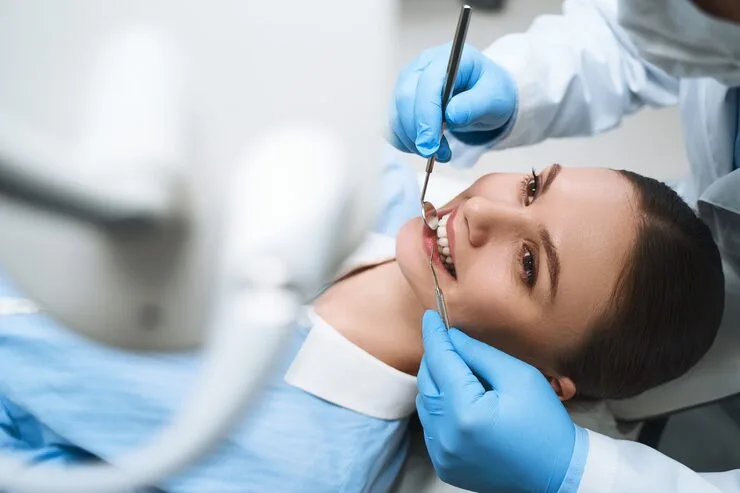 زراعة الأسنان at Key Smile